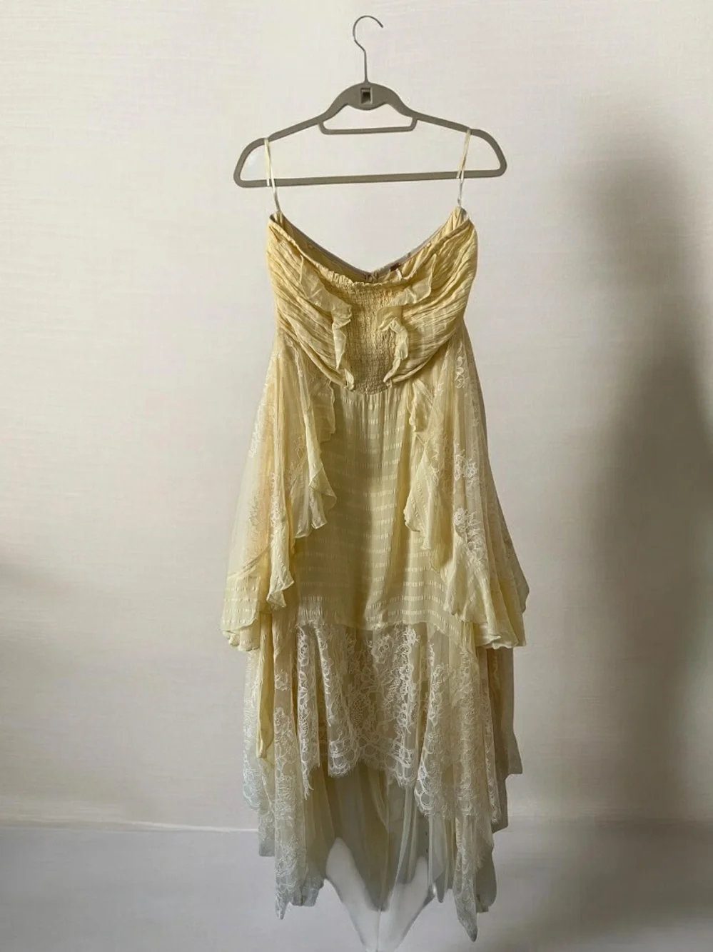 Free People Bliss Lace Kerchief Hem Strapless Maxi Dress Yellow Size Large - Picture 6 of 16